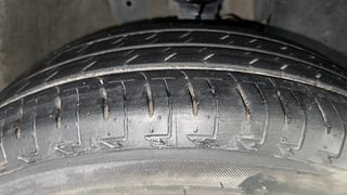 Used 2022 Maruti Suzuki Ignis Zeta AMT Petrol Petrol Automatic tyres RIGHT FRONT TYRE TREAD VIEW