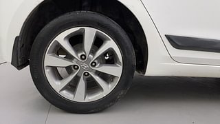 Used 2015 Hyundai Elite i20 [2014-2018] Asta 1.2 Petrol Manual tyres RIGHT REAR TYRE RIM VIEW