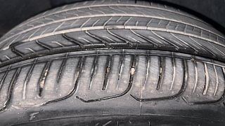 Used 2018 Maruti Suzuki Baleno [2015-2019] Zeta Petrol Petrol Manual tyres RIGHT REAR TYRE TREAD VIEW
