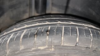 Used 2018 Maruti Suzuki Ciaz Zeta AT Petrol Petrol Automatic tyres RIGHT REAR TYRE TREAD VIEW