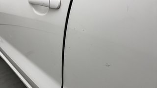 Used 2013 volkswagen Vento 1.6L Comfortline Petrol Petrol Manual dents MINOR DENT