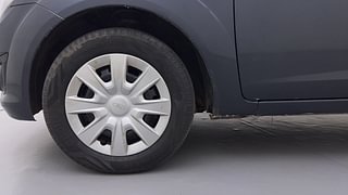 Used 2013 Ford Figo Duratorq Diesel EXI 1.4 Diesel Manual tyres LEFT FRONT TYRE RIM VIEW