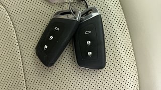 Used 2021 mg-motors Hector 2.0 Sharp Diesel Turbo Diesel Manual extra CAR KEY VIEW
