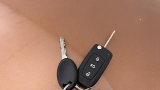 Used 2017 Tata Tigor [2017-2020] Revotron XZ(O) Petrol Manual extra CAR KEY VIEW