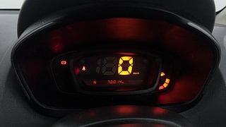 Used 2020 Renault Kwid [2015-2019] 1.0 RXT AMT Opt Petrol Automatic interior CLUSTERMETER VIEW