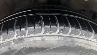 Used 2017 Honda City [2014-2017] VX (O) MT Petrol Manual tyres RIGHT FRONT TYRE TREAD VIEW
