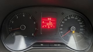 Used 2013 volkswagen Vento 1.6L Comfortline Petrol Petrol Manual interior CLUSTERMETER VIEW