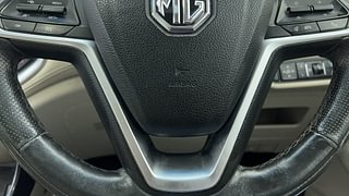 Used 2021 mg-motors Hector 2.0 Sharp Diesel Turbo Diesel Manual top_features Airbags