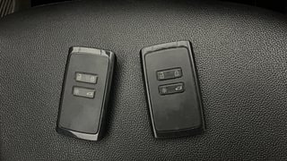 Used 2022 Renault Triber RXZ Petrol Manual extra CAR KEY VIEW