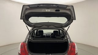 Used 2015 Maruti Suzuki Swift [2011-2017] VXi Petrol Manual interior DICKY DOOR OPEN VIEW
