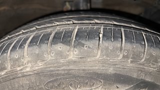 Used 2018 Maruti Suzuki Ciaz Zeta AT Petrol Petrol Automatic tyres RIGHT FRONT TYRE TREAD VIEW