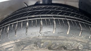 Used 2024 Hyundai Aura SX 1.2 CNG Petrol+cng Manual tyres RIGHT FRONT TYRE TREAD VIEW