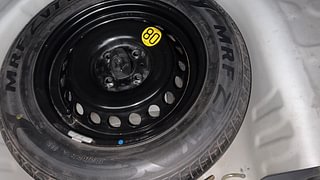 Used 2018 Maruti Suzuki Baleno [2015-2019] Zeta Petrol Petrol Manual tyres SPARE TYRE VIEW