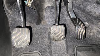 Used 2021 Renault Kiger RXZ 1.0 Turbo MT Petrol Manual interior PEDALS VIEW