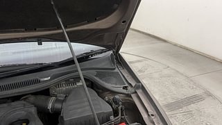Used 2017 Volkswagen Ameo [2016-2017] Comfortline 1.5L AT (D) Diesel Automatic engine ENGINE LEFT SIDE HINGE & APRON VIEW
