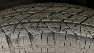 Used 2015 Maruti Suzuki Swift [2011-2017] VXi Petrol Manual tyres LEFT REAR TYRE TREAD VIEW