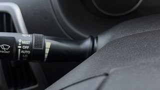 Used 2012 Hyundai i20 [2012-2014] Sportz 1.2 Petrol Manual top_features Rain sensing wipers