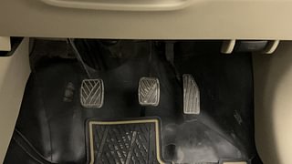 Used 2021 Maruti Suzuki Dzire VXI Petrol Manual interior PEDALS VIEW
