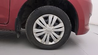 Used 2015 Datsun GO [2014-2019] T Petrol Manual tyres RIGHT FRONT TYRE RIM VIEW