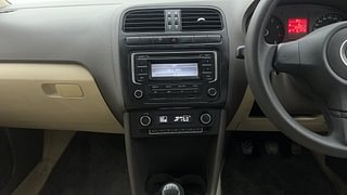 Used 2013 volkswagen Vento 1.6L Comfortline Petrol Petrol Manual interior MUSIC SYSTEM & AC CONTROL VIEW