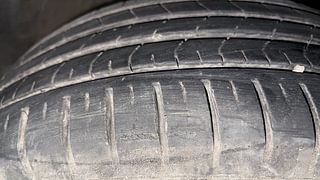 Used 2022 Maruti Suzuki Baleno [2019-2022] Zeta Petrol Petrol Manual tyres RIGHT FRONT TYRE TREAD VIEW