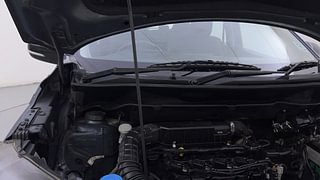 Used 2022 Maruti Suzuki XL6 [2019-2022] Zeta AT Petrol Petrol Automatic engine ENGINE RIGHT SIDE HINGE & APRON VIEW