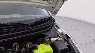 Used 2018 Hyundai Elite i20 [2018-2020] Sportz 1.2 Petrol Manual engine ENGINE LEFT SIDE HINGE & APRON VIEW