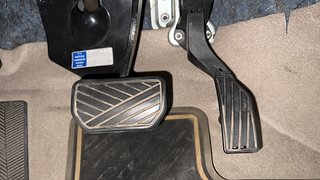 Used 2018 Maruti Suzuki Ciaz Zeta AT Petrol Petrol Automatic interior PEDALS VIEW