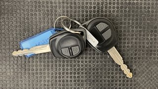 Used 2015 Maruti Suzuki Swift [2011-2017] VXi Petrol Manual extra CAR KEY VIEW