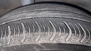 Used 2015 Honda City [2014-2017] VX (O) MT Petrol Manual tyres RIGHT REAR TYRE TREAD VIEW