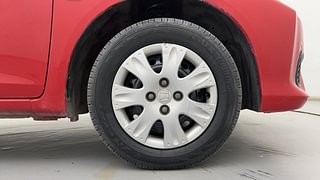 Used 2017 Honda Brio [2017-2018] S MT Petrol Manual tyres RIGHT FRONT TYRE RIM VIEW