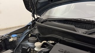 Used 2017 Maruti Suzuki Ignis [2017-2018] Zeta AMT Diesel Diesel Automatic engine ENGINE RIGHT SIDE HINGE & APRON VIEW
