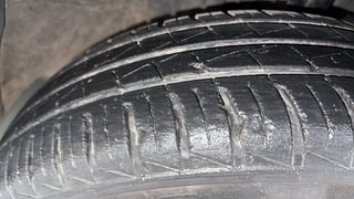 Used 2021 Renault Kwid 1.0L RXT(O) AMT Petrol Automatic tyres RIGHT FRONT TYRE TREAD VIEW
