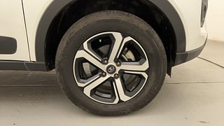 Used 2022 Tata Nexon XZ Plus Petrol Petrol Manual tyres RIGHT FRONT TYRE RIM VIEW