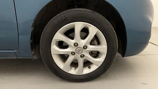 Used 2017 Nissan Micra [2013-2020] XV CVT Petrol Automatic tyres RIGHT FRONT TYRE RIM VIEW