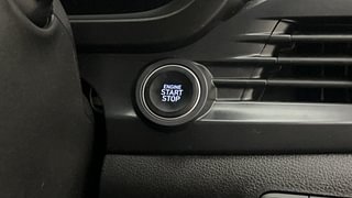 Used 2021 Hyundai i20 N Line N8 1.0 Turbo DCT Dual Tone Petrol Automatic top_features Keyless start