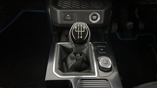 Used 2022 Renault Kiger RXZ MT Petrol Manual interior GEAR  KNOB VIEW
