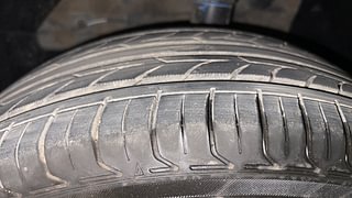 Used 2016 Maruti Suzuki S-Cross [2015-2017] Zeta 1.3 Diesel Manual tyres LEFT FRONT TYRE TREAD VIEW