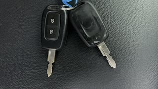 Used 2020 Renault Kwid 1.0 RXL AMT Petrol Automatic extra CAR KEY VIEW