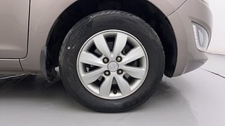 Used 2012 Hyundai i20 [2012-2014] Sportz 1.2 Petrol Manual tyres RIGHT FRONT TYRE RIM VIEW