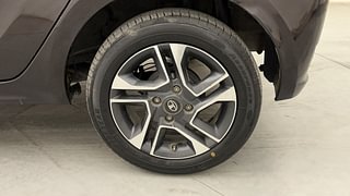 Used 2022 Tata Tiago Revotron XZ Plus Petrol Manual tyres LEFT REAR TYRE RIM VIEW