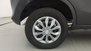 Used 2015 Maruti Suzuki Alto 800 [2012-2016] LXI CNG Petrol+cng Manual tyres RIGHT REAR TYRE RIM VIEW
