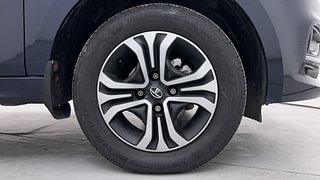 Used 2024 Tata Tiago XTA Petrol Automatic tyres RIGHT FRONT TYRE RIM VIEW