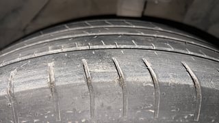 Used 2015 Maruti Suzuki S-Cross Alpha 1.3 Diesel Manual tyres LEFT FRONT TYRE TREAD VIEW
