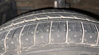 Used 2018 Maruti Suzuki Ciaz Zeta AT Petrol Petrol Automatic tyres LEFT FRONT TYRE TREAD VIEW