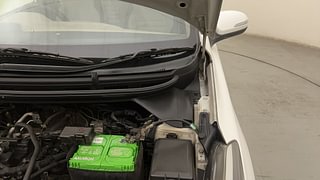 Used 2020 Hyundai Elite i20 [2018-2020] Sportz Plus 1.2 Petrol Manual engine ENGINE LEFT SIDE HINGE & APRON VIEW