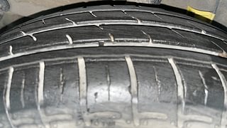 Used 2022 Hyundai Aura S 1.2 CNG Petrol Petrol+cng Manual tyres RIGHT REAR TYRE TREAD VIEW
