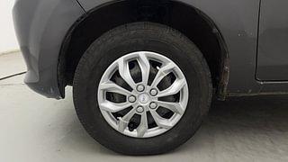Used 2015 Maruti Suzuki Alto 800 [2012-2016] LXI CNG Petrol+cng Manual tyres LEFT FRONT TYRE RIM VIEW