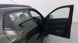 Used 2016 Renault Kwid [2015-2019] RXT Petrol Manual interior RIGHT FRONT DOOR OPEN VIEW