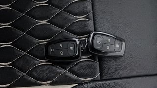 Used 2022 Tata Punch Creative Dual Tone Petrol Manual extra CAR KEY VIEW
